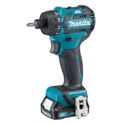 Аккумуляторная дрель-шуруповерт Makita DF032DWAE • 12V CXT • 35 Нм • 0-1500 об/мин