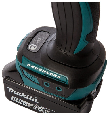 Аккумуляторный ударный гайковёрт Makita DTW1001RTJ